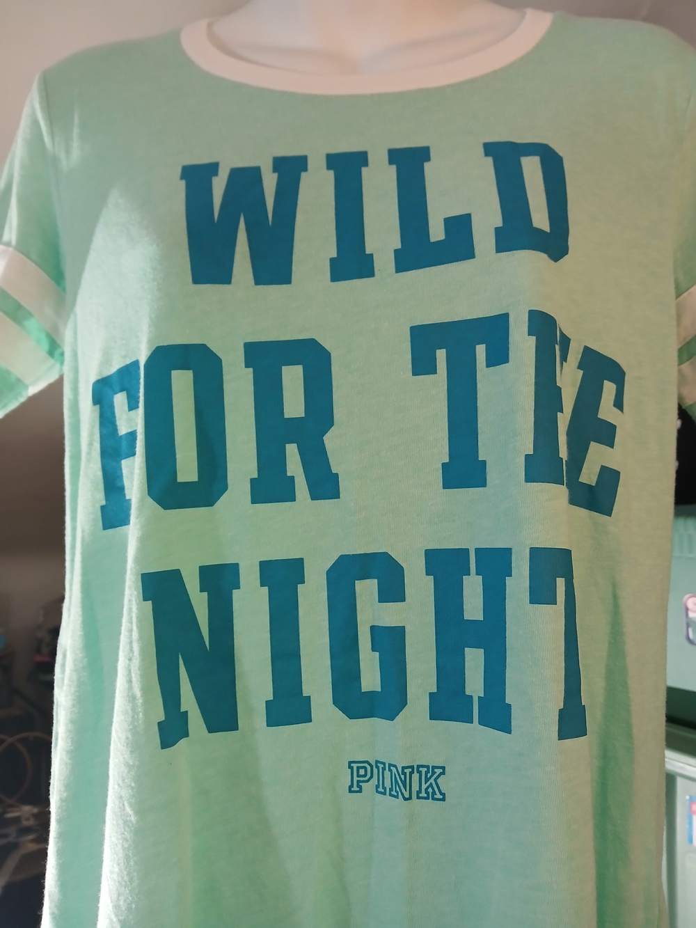 PINK Victoria's Secret Mint Green & Blue Graphic Long Sleep Tee XS New Condition - Picture 4 of 12